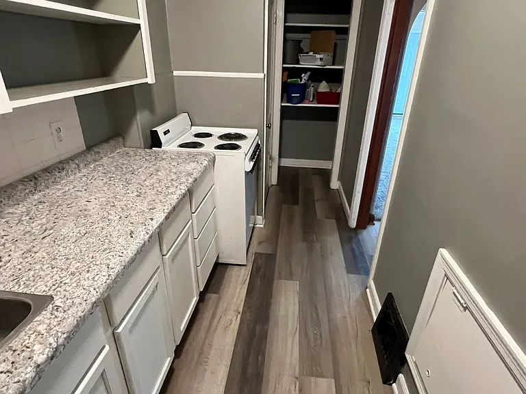 602 University Pl — Photo 4
