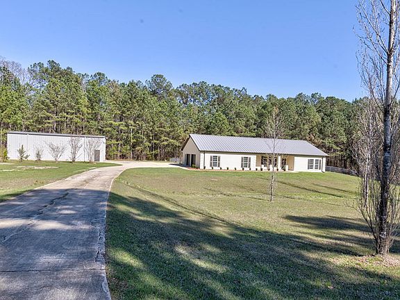 3rd image of 19 Kingson St