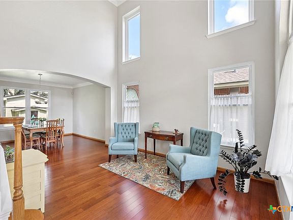 4th image of 13329 Amasia Dr