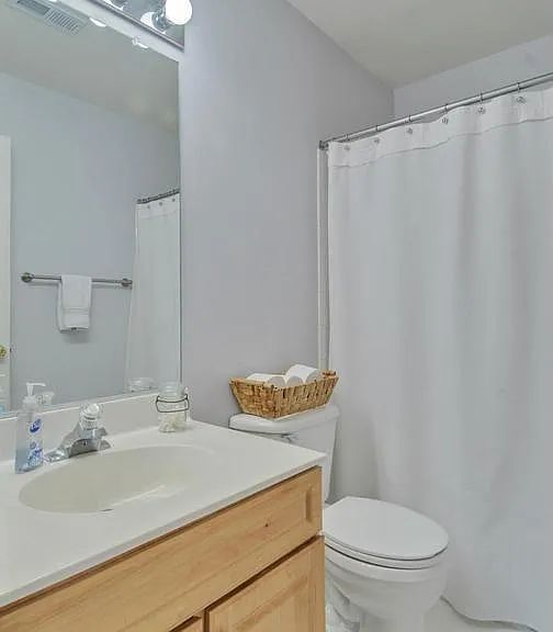 Stoddard Dr — Photo 1
