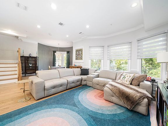 2nd image of 41 Bentley Ave #2
