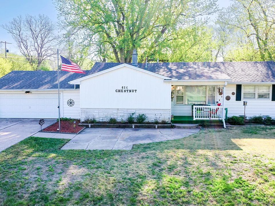 610 Chestnut St, Peabody, KS 66866 Zillow