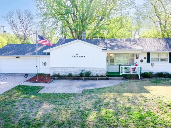 610 N Chestnut St, Peabody, KS 66866