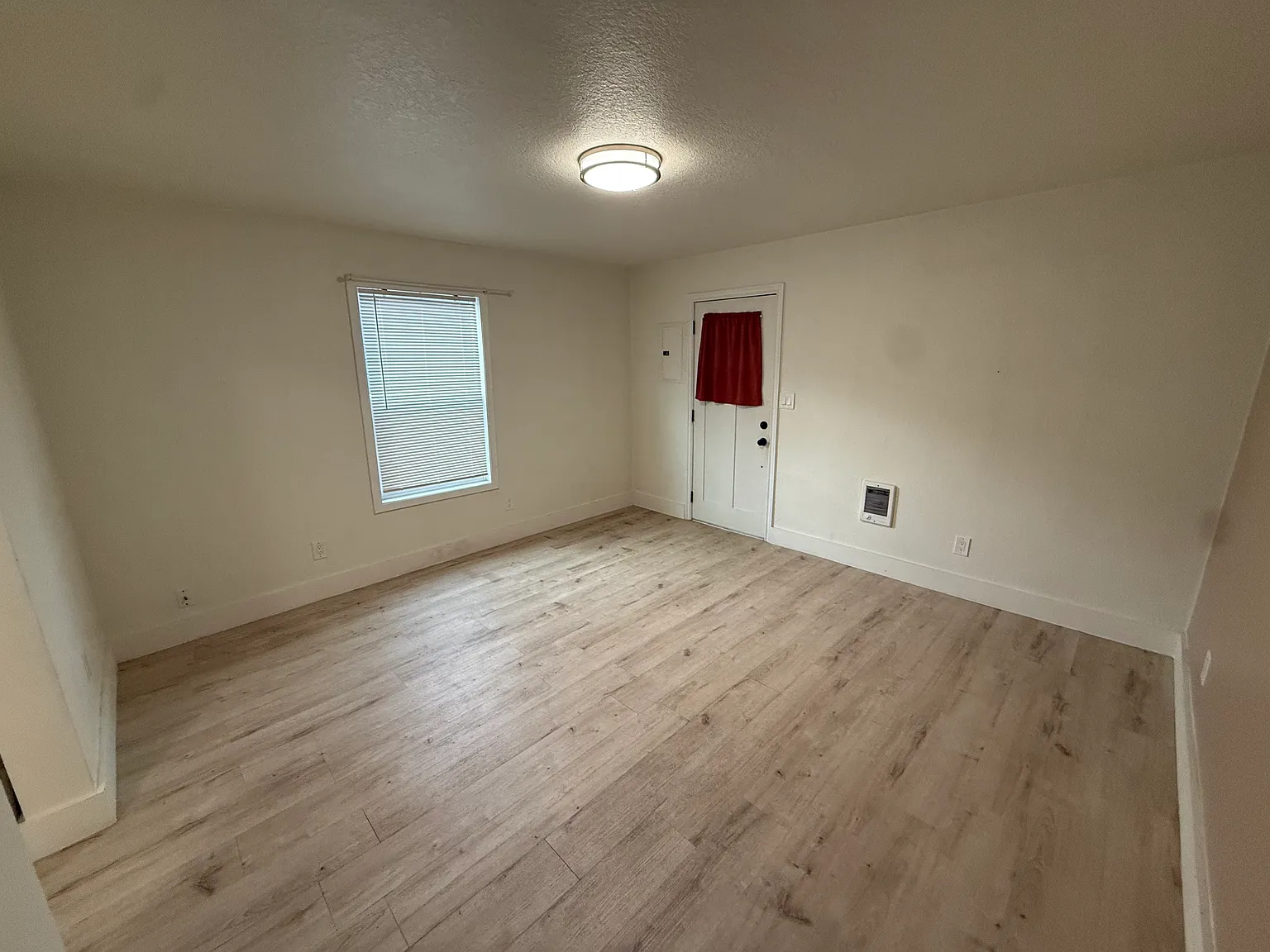 Studio, 500 sqft, $875 — Photo 4