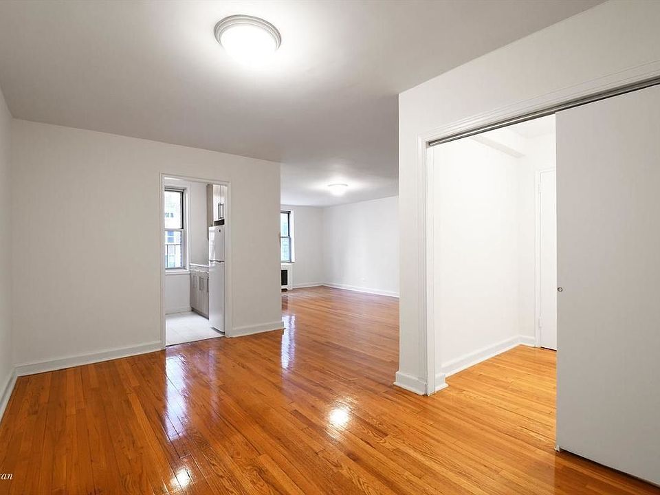1st image of 30 E End Ave APT 3B