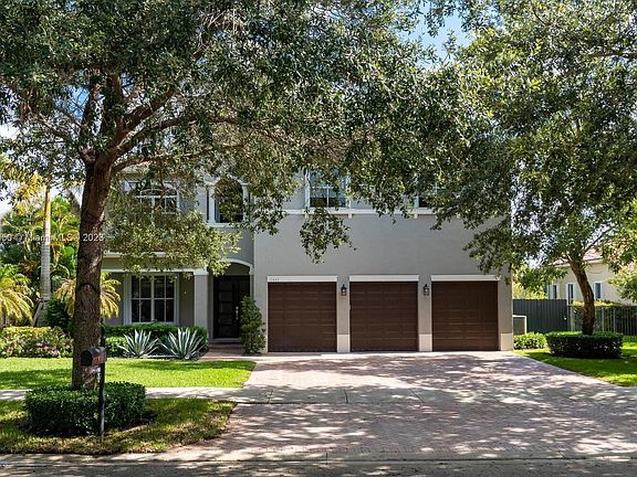 2nd image of 10473 SW 54th St
