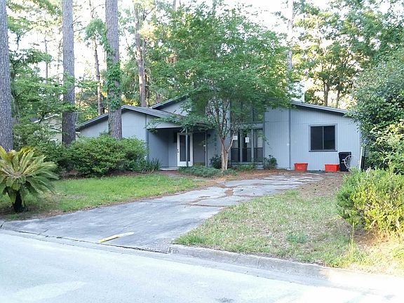 3rd image of 4327 NW 29th St