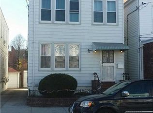 6660 74th St, Middle Village, NY