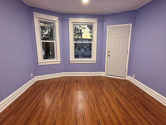 3rd image of 9439 116th St #2A