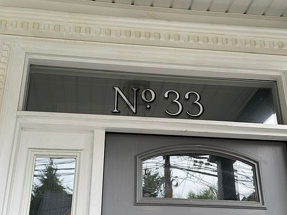 4th image of 33 Duer Pl Floor 1