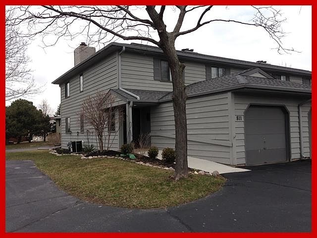 1st image of 811 S Imperial Dr