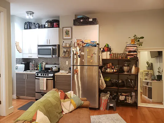 Rented by The Hamilton Group | media 3