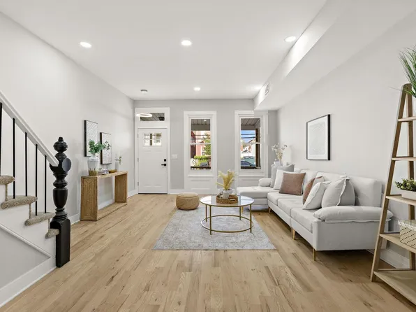 77 Boyd Avenue image 3 of 26