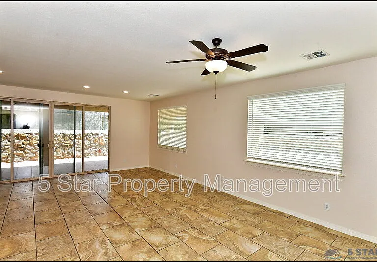 2840 Tierra De Moyo Pl — Photo 10