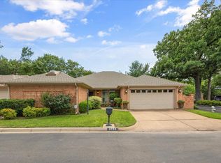 4700 Trail Bend Cir, Fort Worth, TX 76109