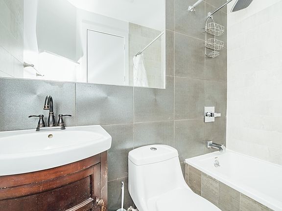 3rd image of 219 Troutman St #1F