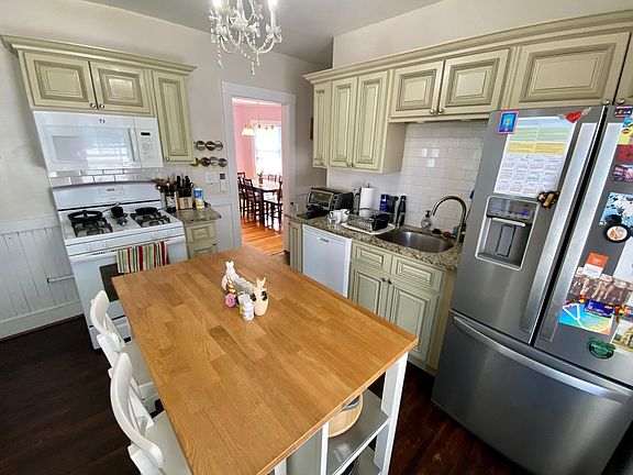 3rd image of 8 Kahler Ave #2