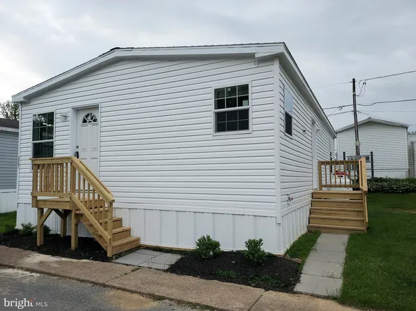 3591 Sparton Rd, Harrisburg, PA 17109