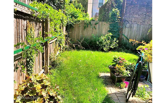 Rented by Douglas Elliman | media 88