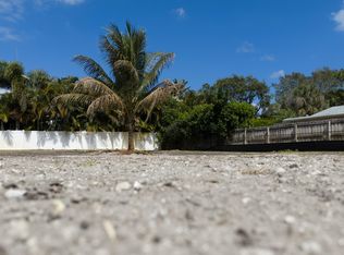 2417 Country Oaks Lane, West Palm Beach, FL 33410