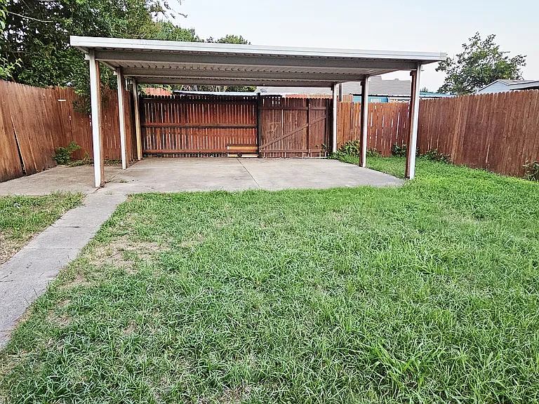 1508 Abilene Dr — Photo 13