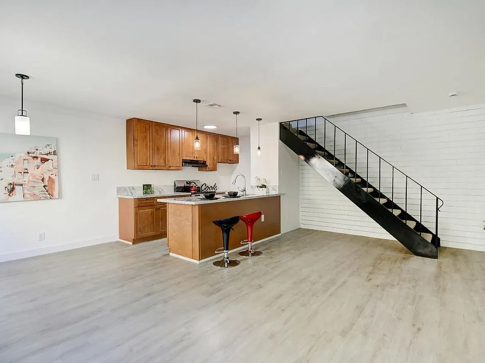 2nd image of 4537 Greenholme Dr APT 3