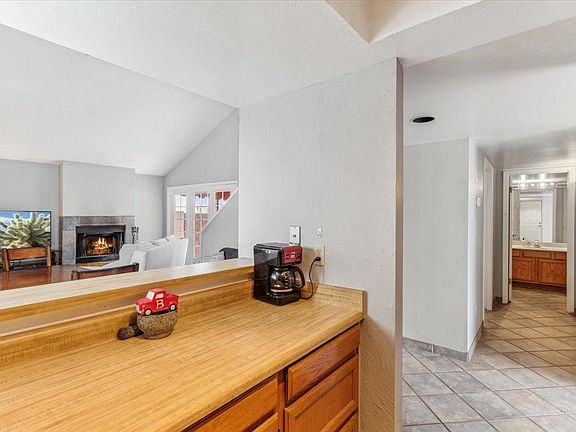 5th image of 13813 N 42nd St