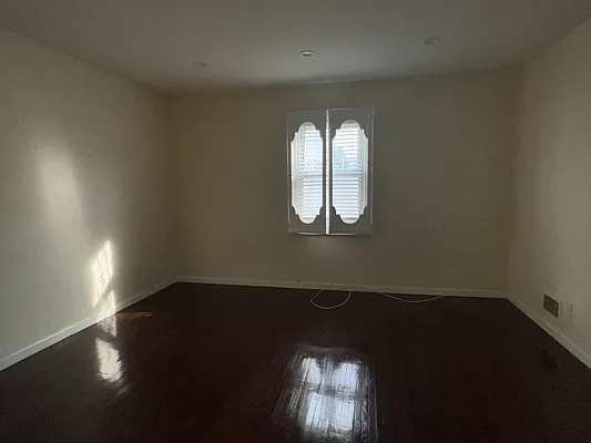 Rented by Paragon Real Estate Corporation | media 5