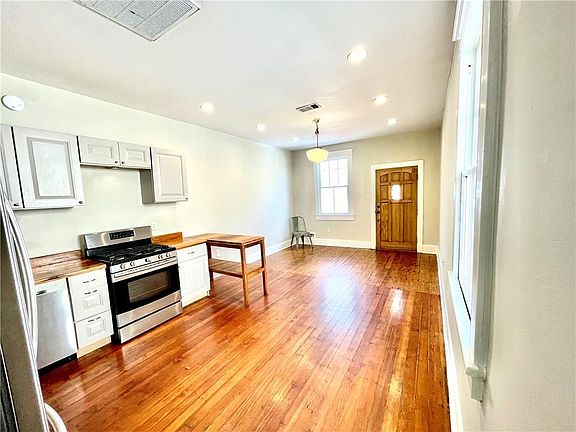 4th image of 1666 N Tonti St