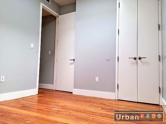 2nd image of 1108 De Kalb Ave #1L