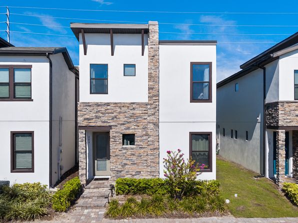 244 Villa Domani Cir