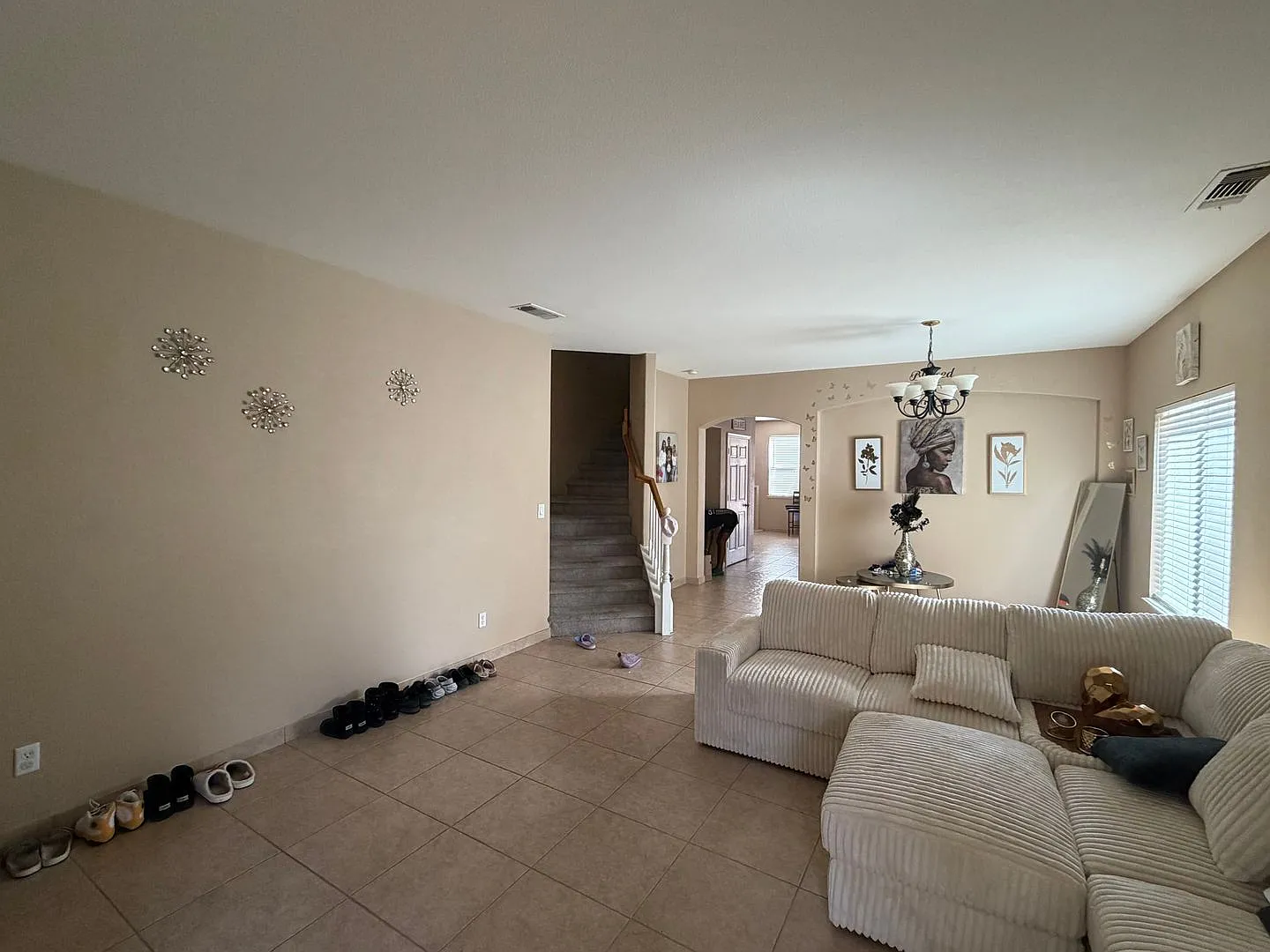Available Soon! Spacious, Updated 5 Bed / 3 Bath In South Natomas!! — Photo 4