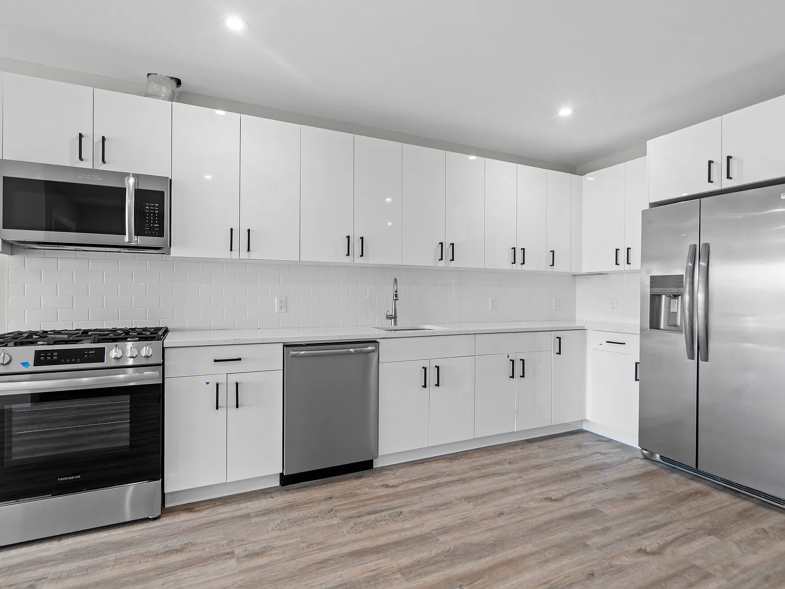 1 bed, $2,550 — Photo 4