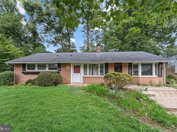 7914 Hatteras Ln, Springfield, VA 22151