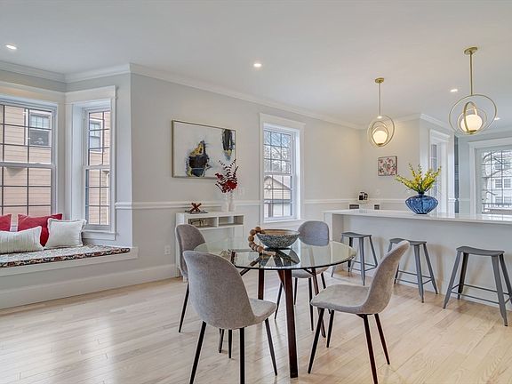 5th image of 27 Emerson St #27