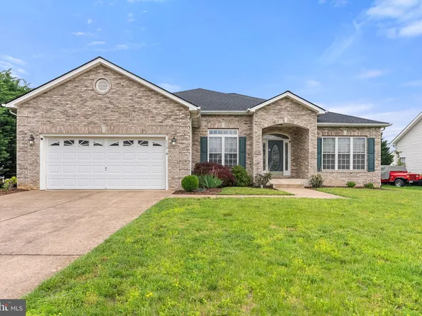 116 Wayfaring Dr, Winchester, VA 22602