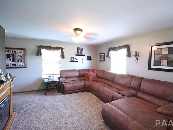 3rd image of 3303 W Richwoods Blvd
