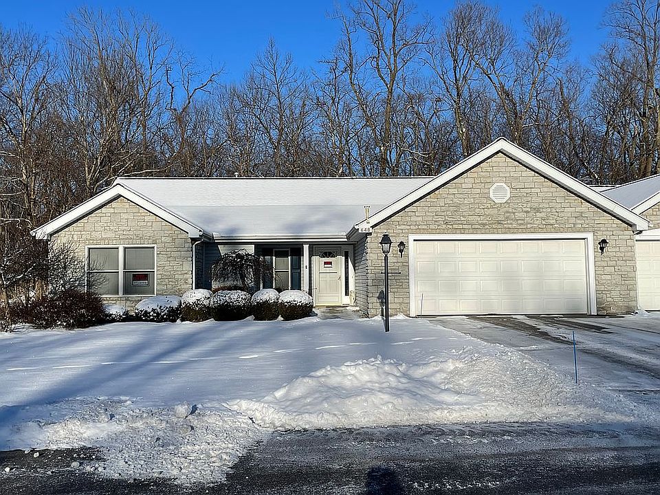 1st image of 648 N Vineyard Cir
