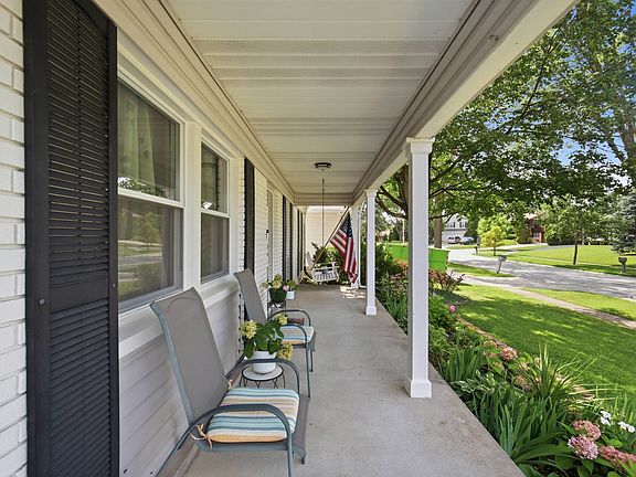 2nd image of 17 Whitehall Ct