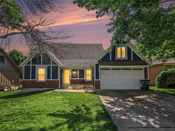 2118 S Central St, Olathe, KS 66062