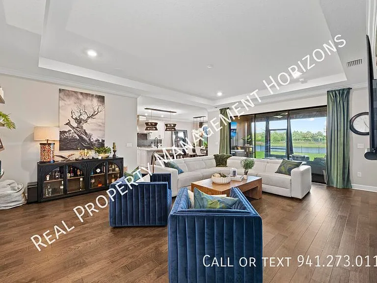 4430 Pond Brook Ct — Photo 8