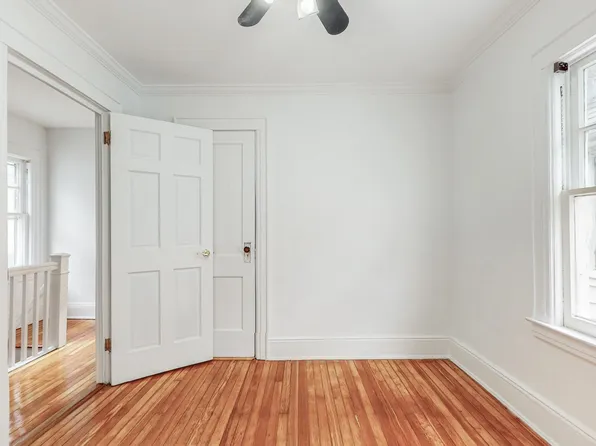 72-04 Manse Street image 13 of 20