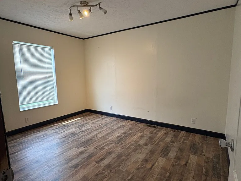 44 Scarce Fat Rd — Photo 4