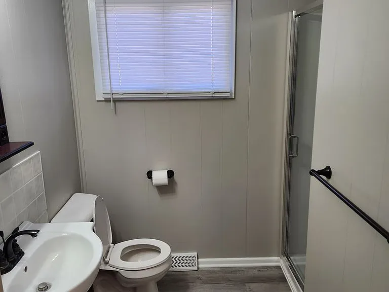 7625 Lafayette Ave — Photo 8