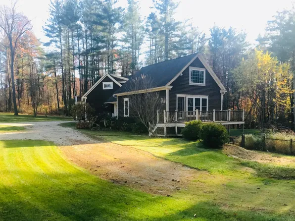 143 West Rd, Lee, MA 01238