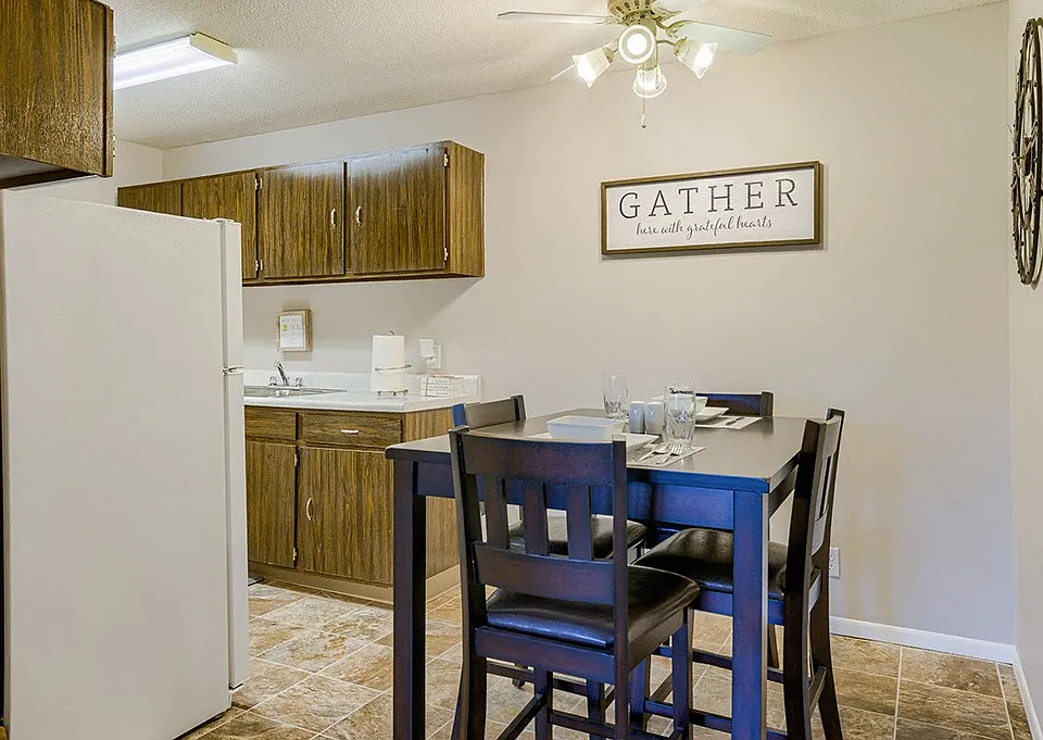 One Bedroom A (Traditional) - 1 Bed / 1 Bath - 720 Sq.Ft.