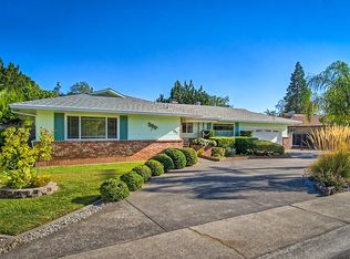 735 Oleta Dr, Redding, CA 96003