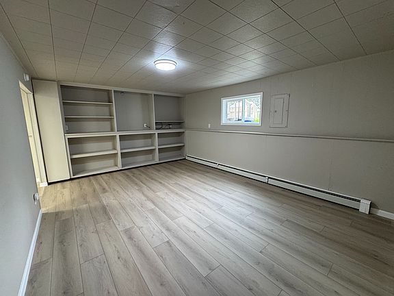 5th image of 4141 Grape Pl APT B
