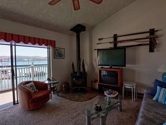 3rd image of 1306 S Pine St #10