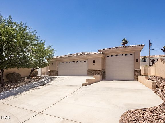 4th image of 1821 Cabana Dr